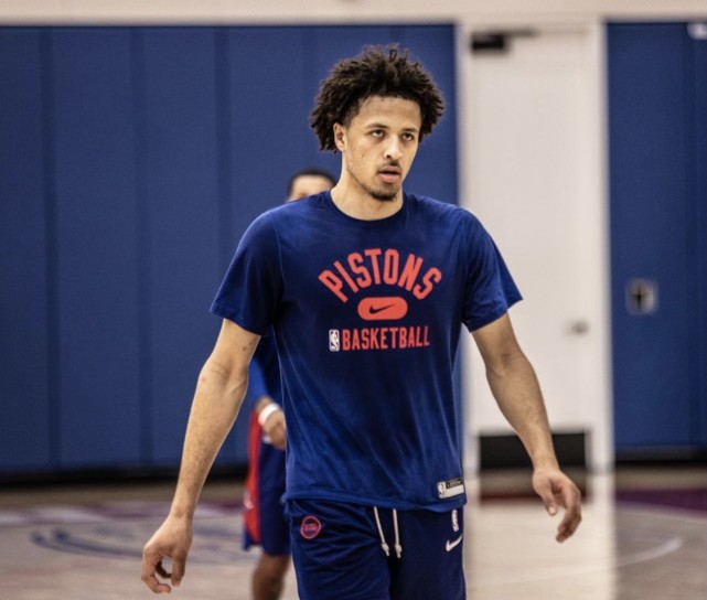 场逼平强队 场逼平强队